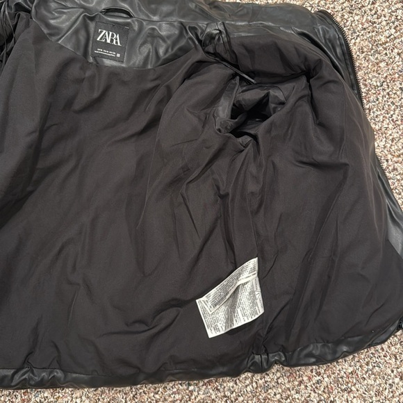 Zara Faux Leather Puffer Jacket Size Medium - Picture 7 of 8